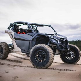 Dirt Specialties Can-am Maverick X3 Doors, Full Body Contour