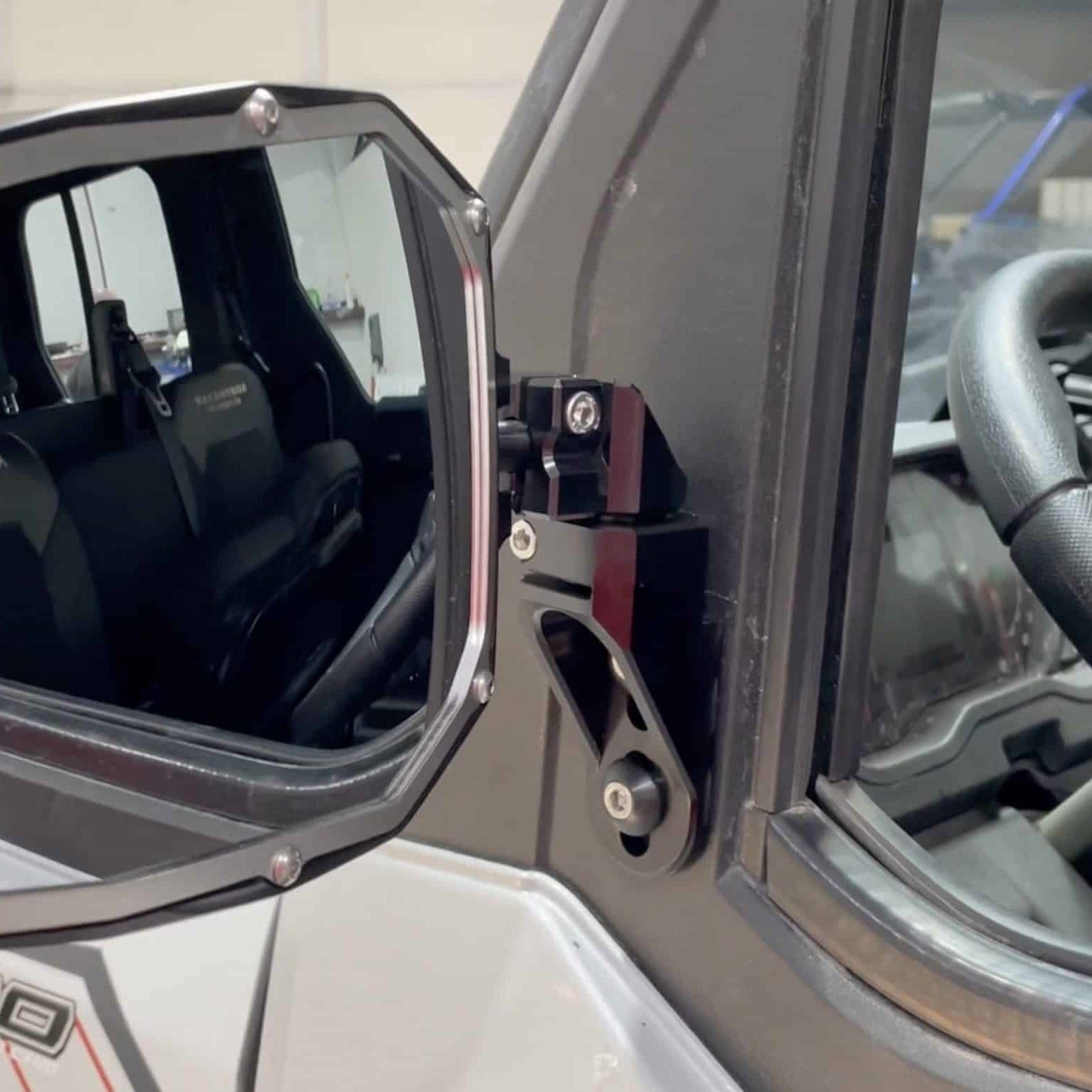 Sector Seven Sawtooth Utv Led Lighted Mirrors, Amber Marker