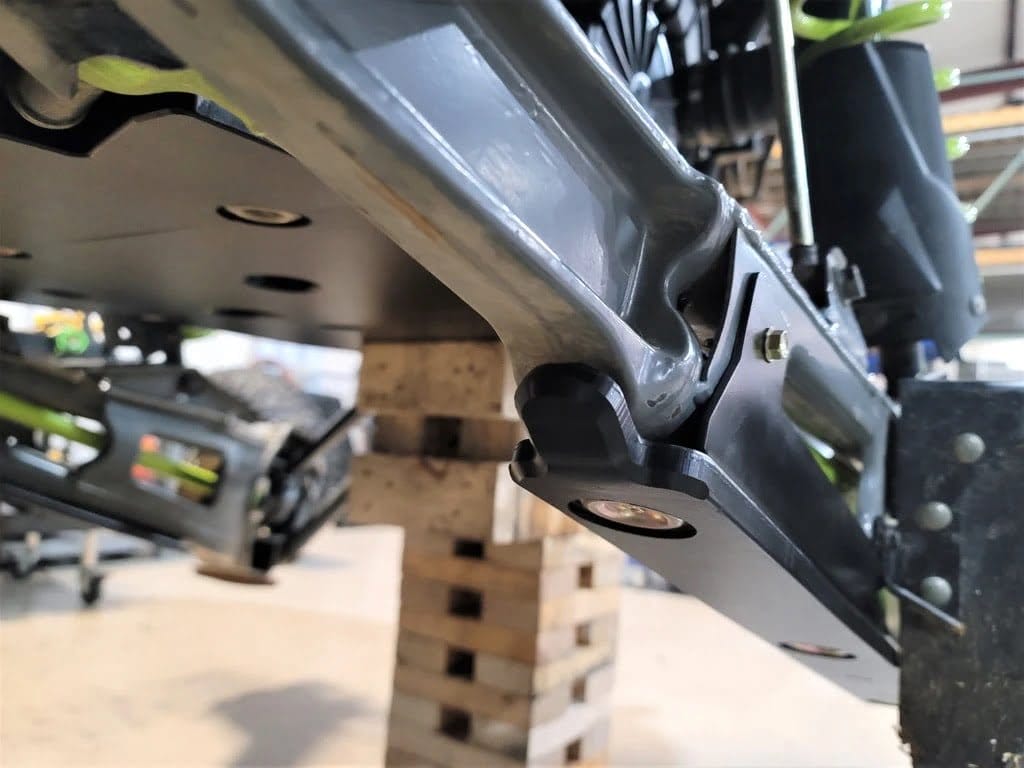 Trail Armor Polaris Rzr Turbo R Trailing Arm Guards