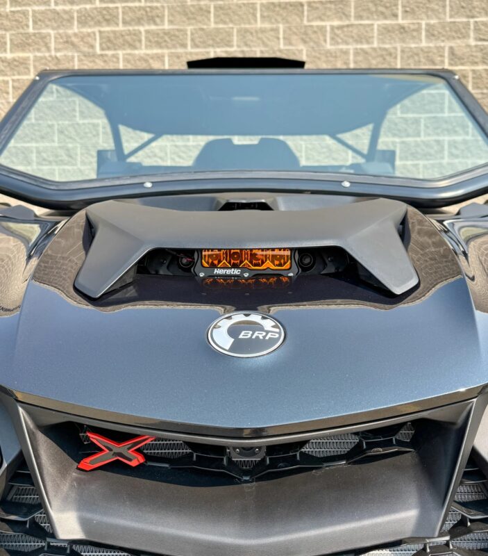Heretic Studio Can-am Maverick R Hood Vent Light