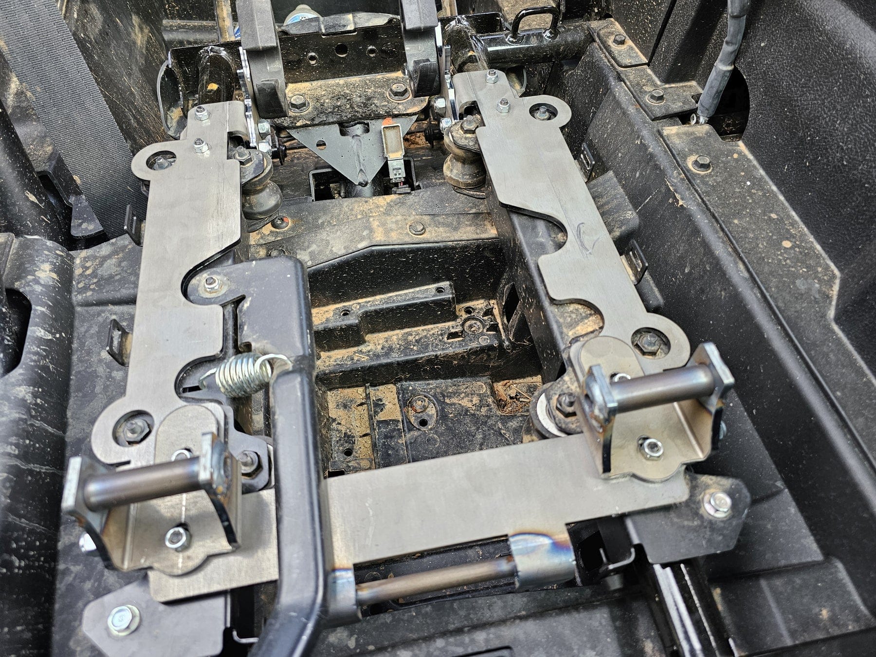 L And W Fab Polaris Rzr Pro Seat Lowering Base