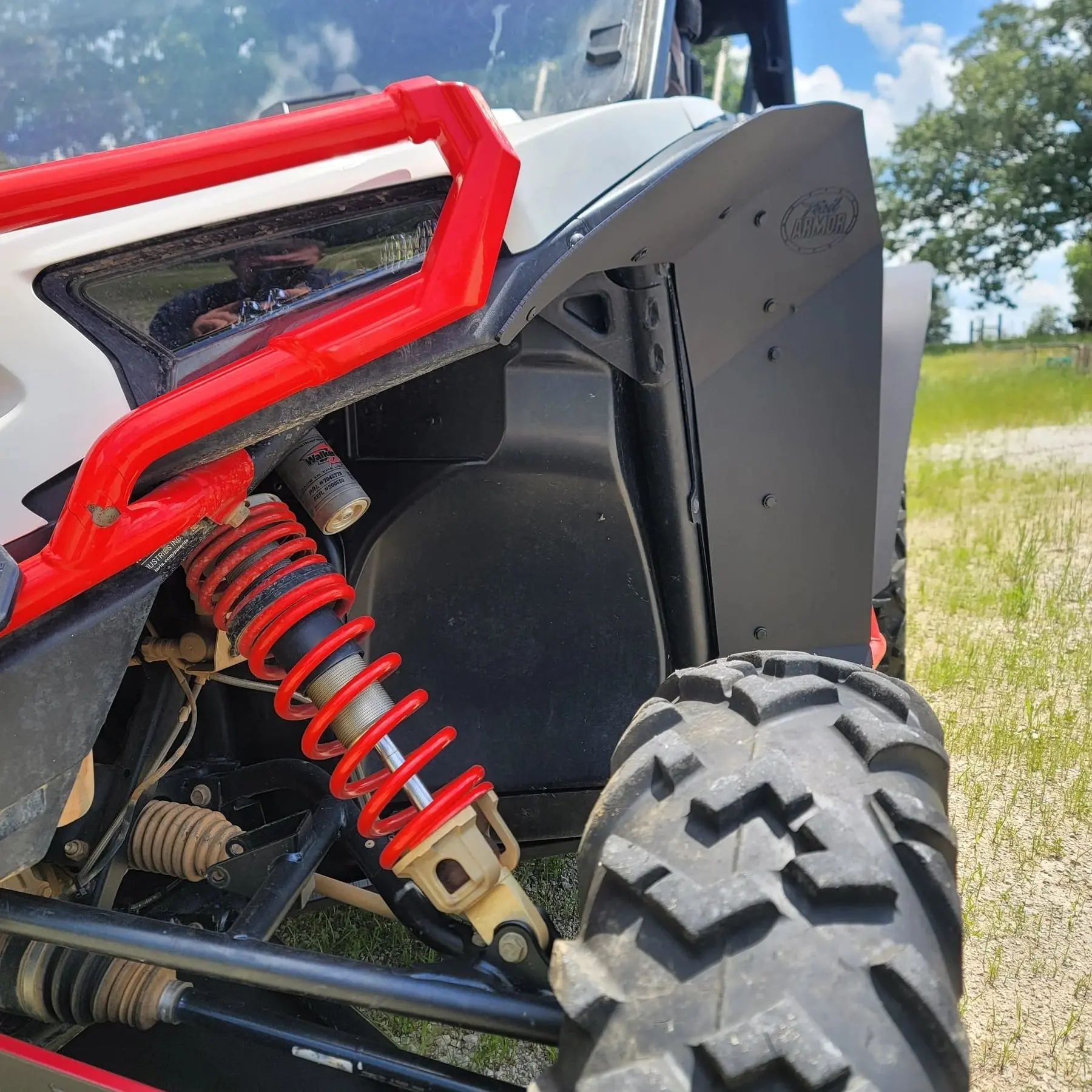 スカッパーレ〈逃避） Speed Bleed Valves 4CS/XPLOR (Pair) WP, Ohlins ,4mm | System Tech