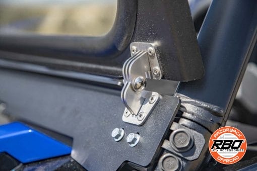 Razorback Polaris General Folding Glass Windshield