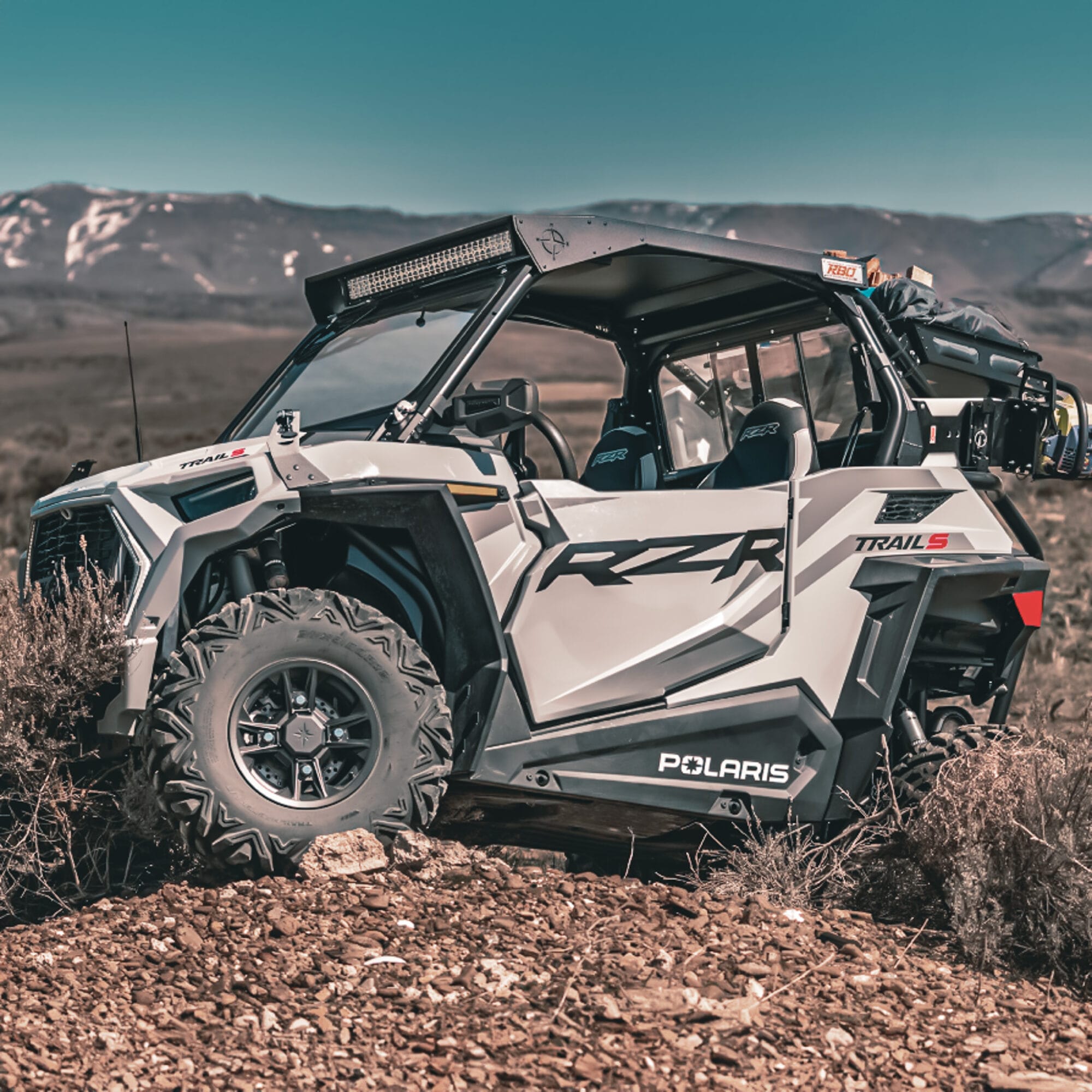 Razorback Polaris Rzr Folding Glass Windshield, Included Roof