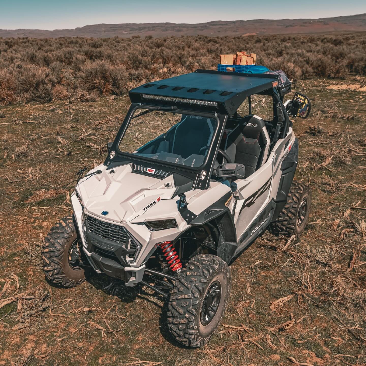Razorback Polaris Rzr Folding Glass Windshield, Included Roof